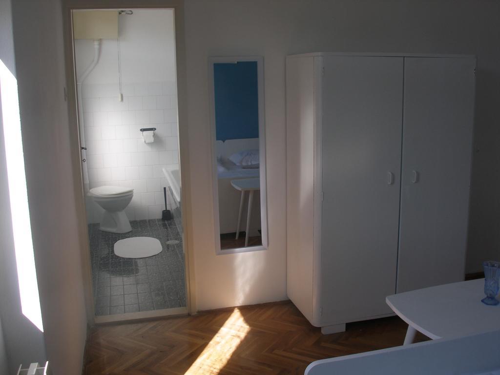 Guesthouse Franko Vela Luka Quarto foto